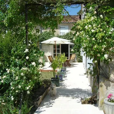 La Ferme Des Iris, Sigogne