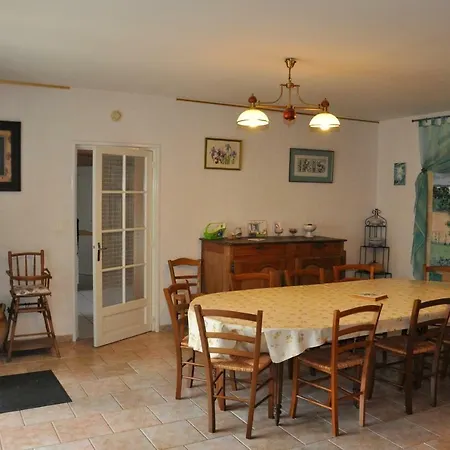 La Ferme Des Iris, * Sigogne