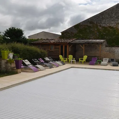 La Ferme Des Iris, *
